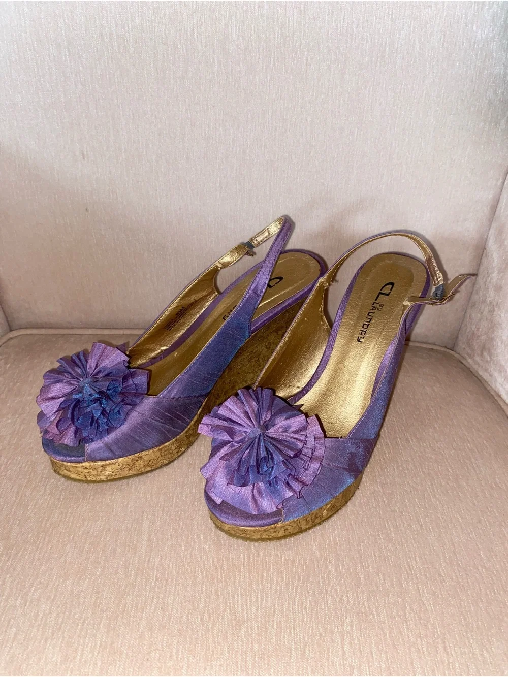 Women's CL by Laundry Purple Floral Wedge Sandals